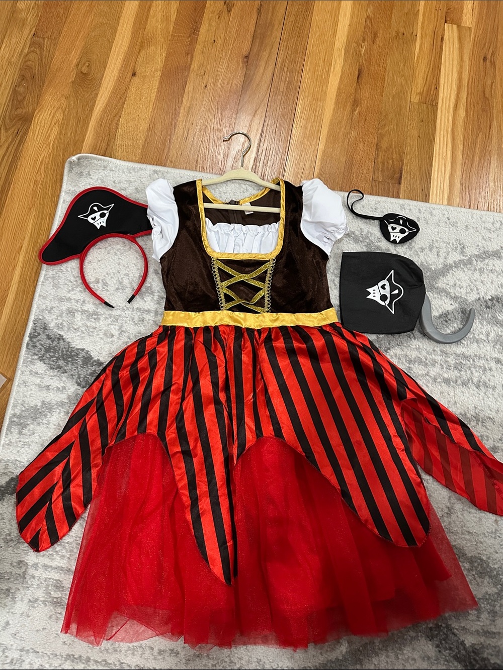 Pirate Halloween Girls Red and Black Pirate Dress Costume with Hat and Eye Patch